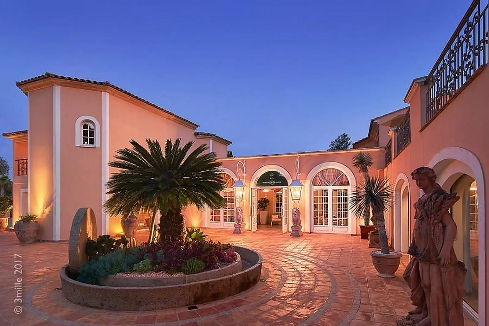 Lieux événementiels, HÔTEL IMPÉRIAL GAROUPE