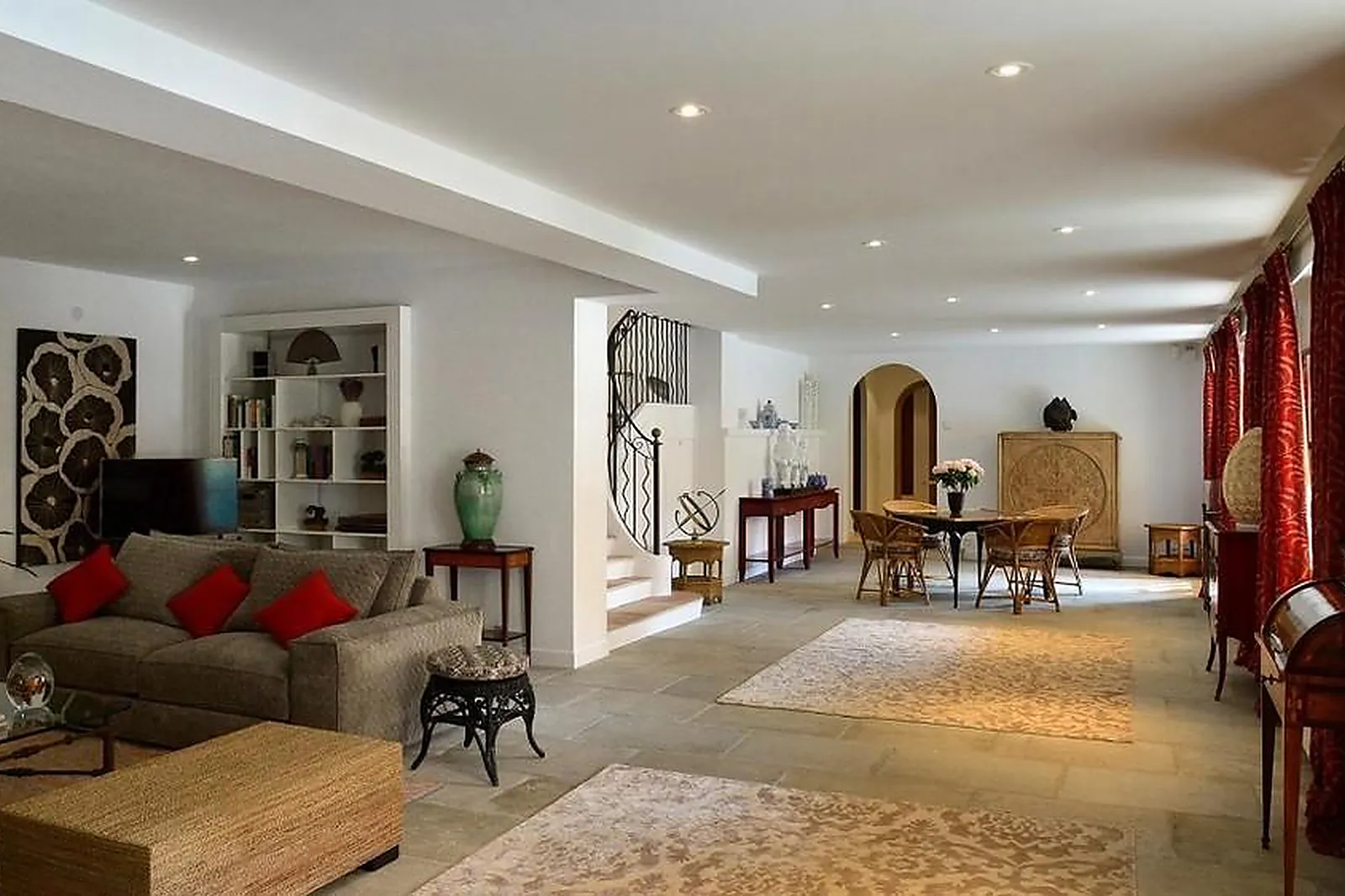 Lieux événementiels, HÔTEL IMPÉRIAL GAROUPE