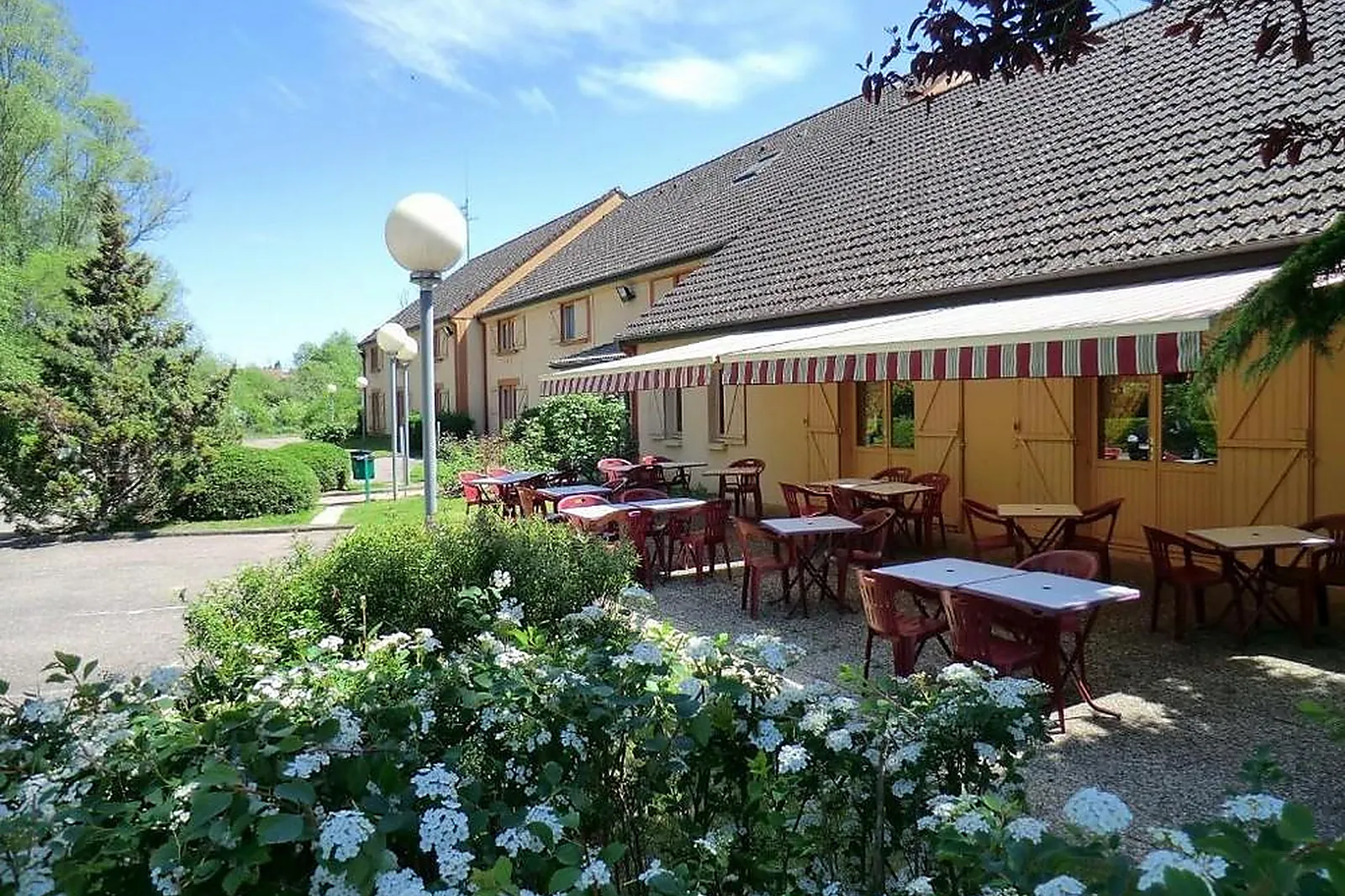 Lieux événementiels, HÔTEL INN DESIGN BOURGES