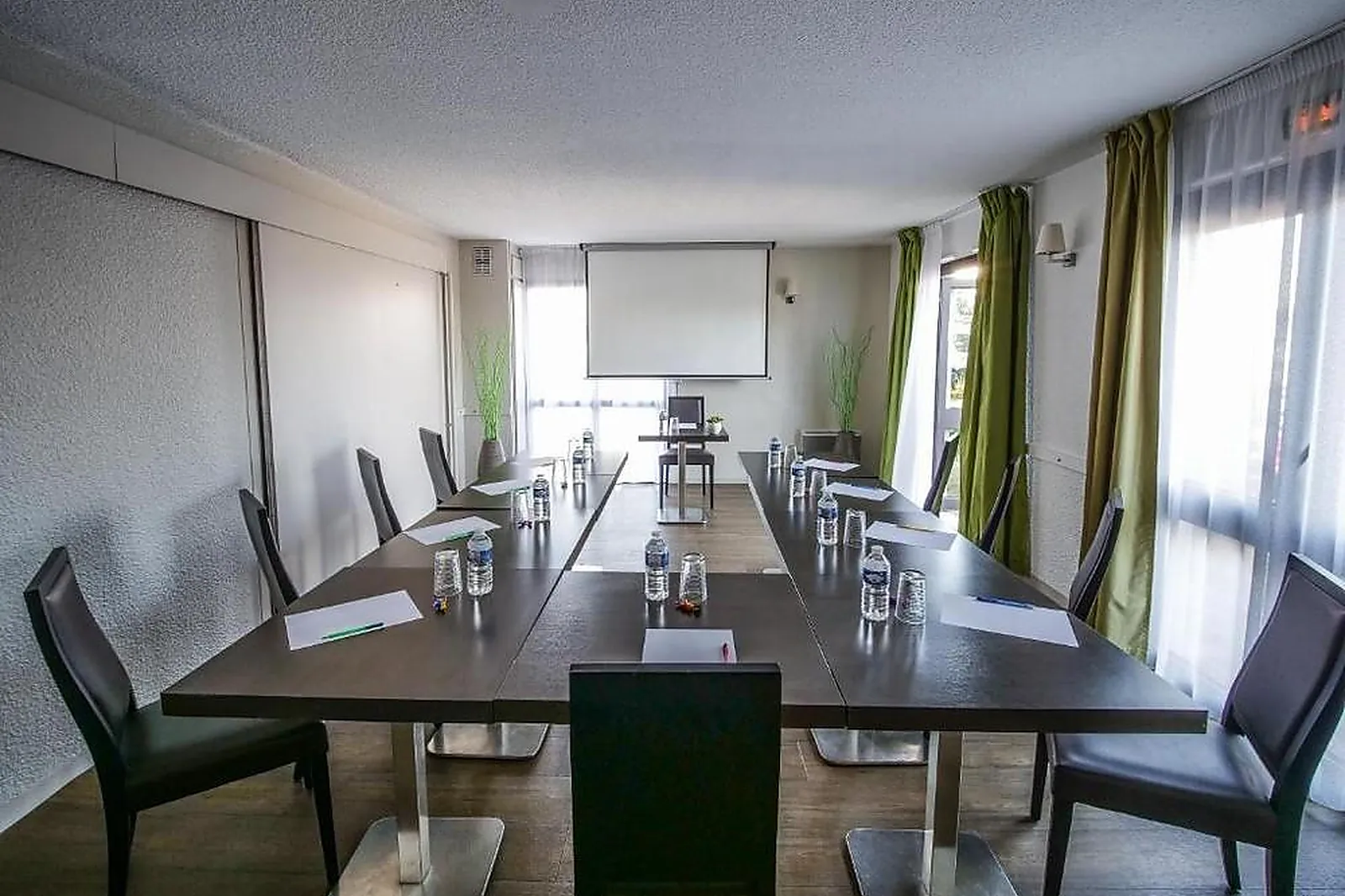 Lieux événementiels, HÔTEL INN DESIGN MONTARGIS