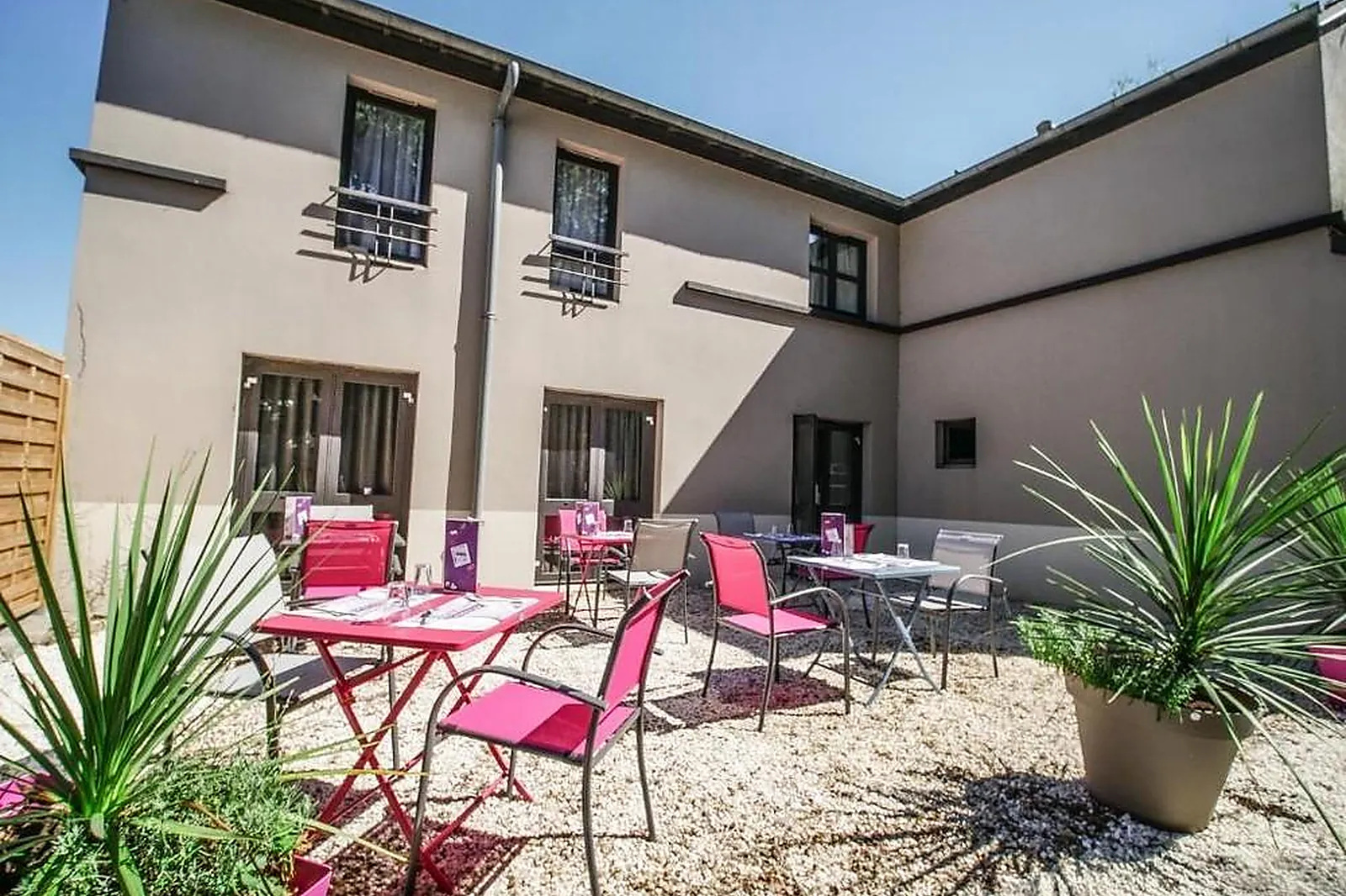 Lieux événementiels, HÔTEL INN DESIGN MONTARGIS