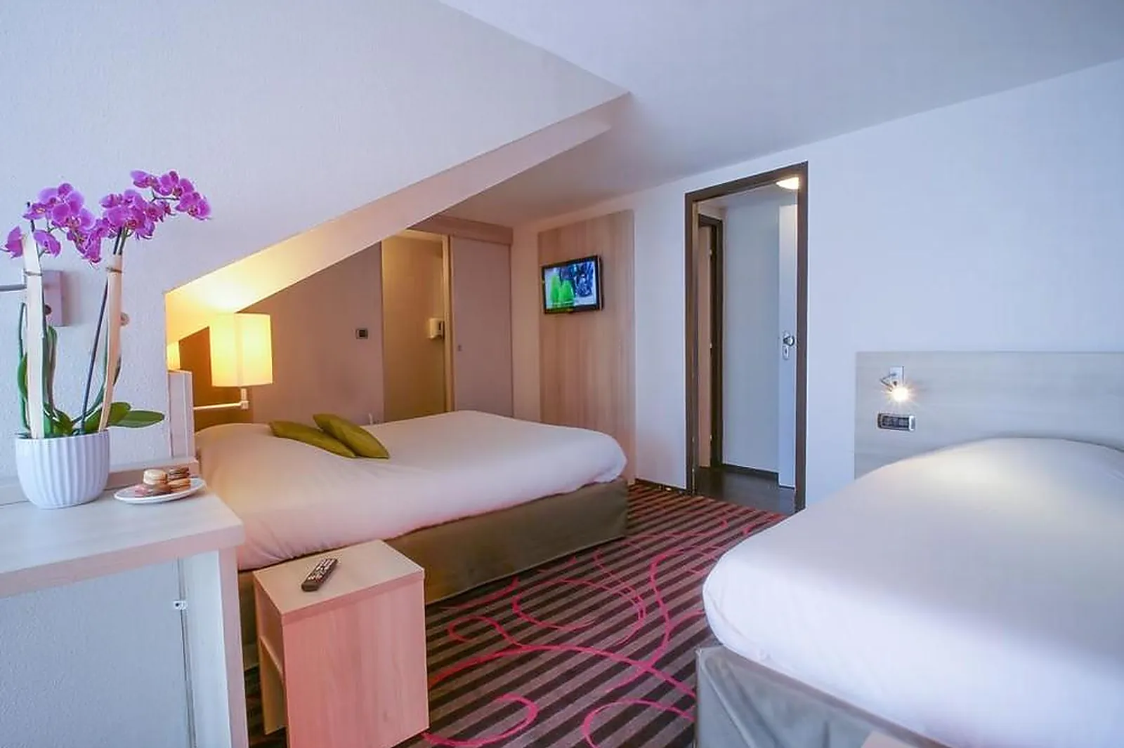 Lieux événementiels, HÔTEL INN DESIGN RESTO NOVO SABLÉ-SUR-SARTHE