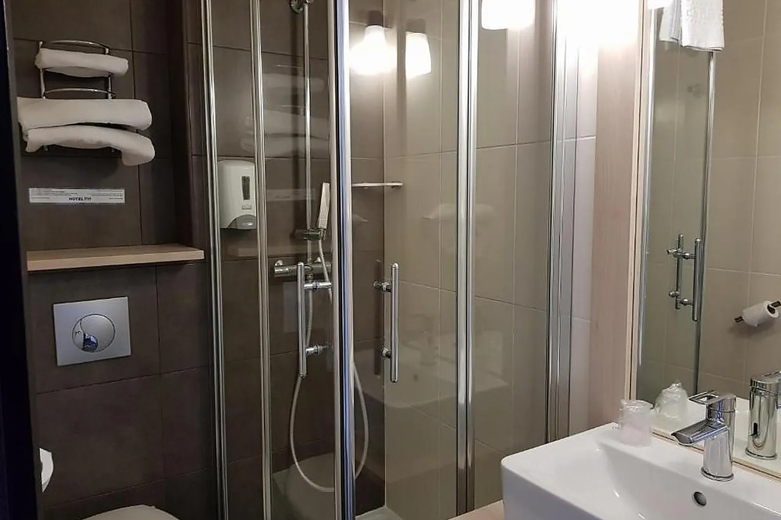 Lieux événementiels, HÔTEL INN DESIGN ROCHEFORT