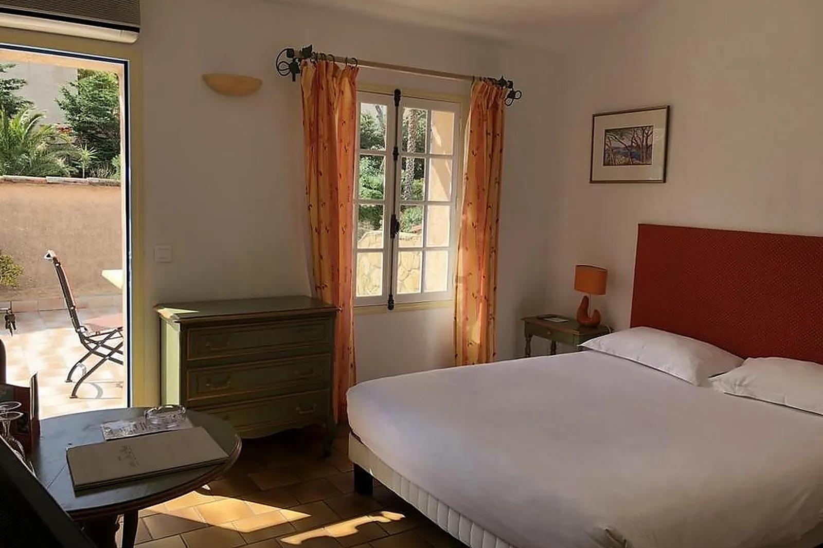 Lieux événementiels, HÔTEL JAS NEUF