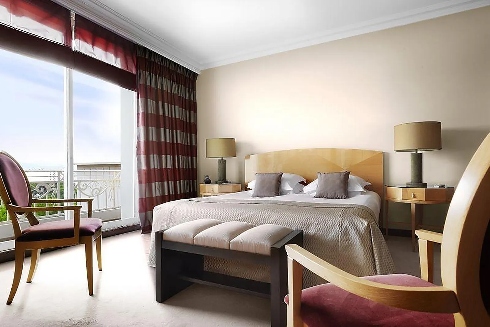 Lieux événementiels, HÔTEL JUANA