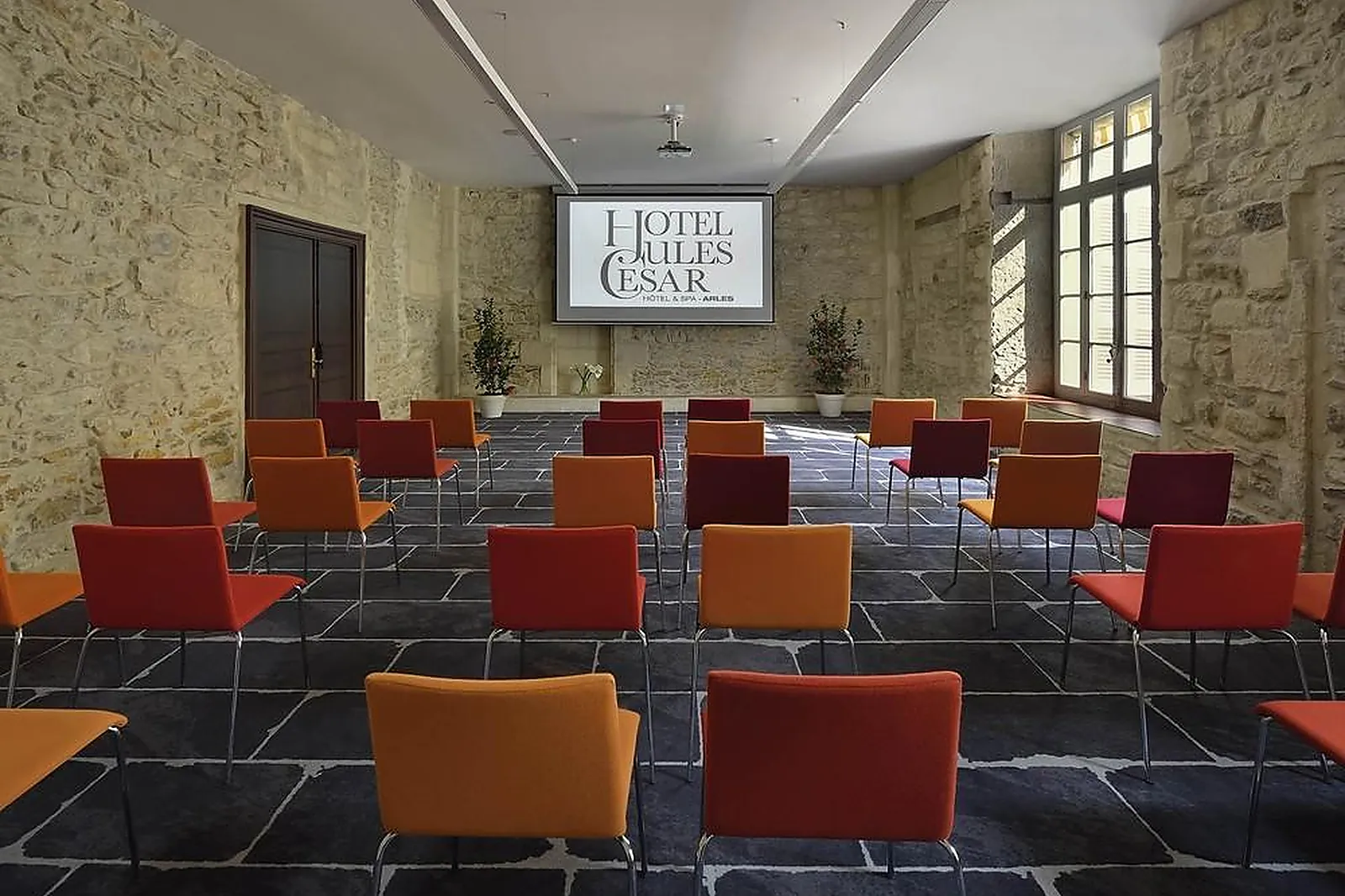 Lieux événementiels, HÔTEL JULES CESAR MGALLERY