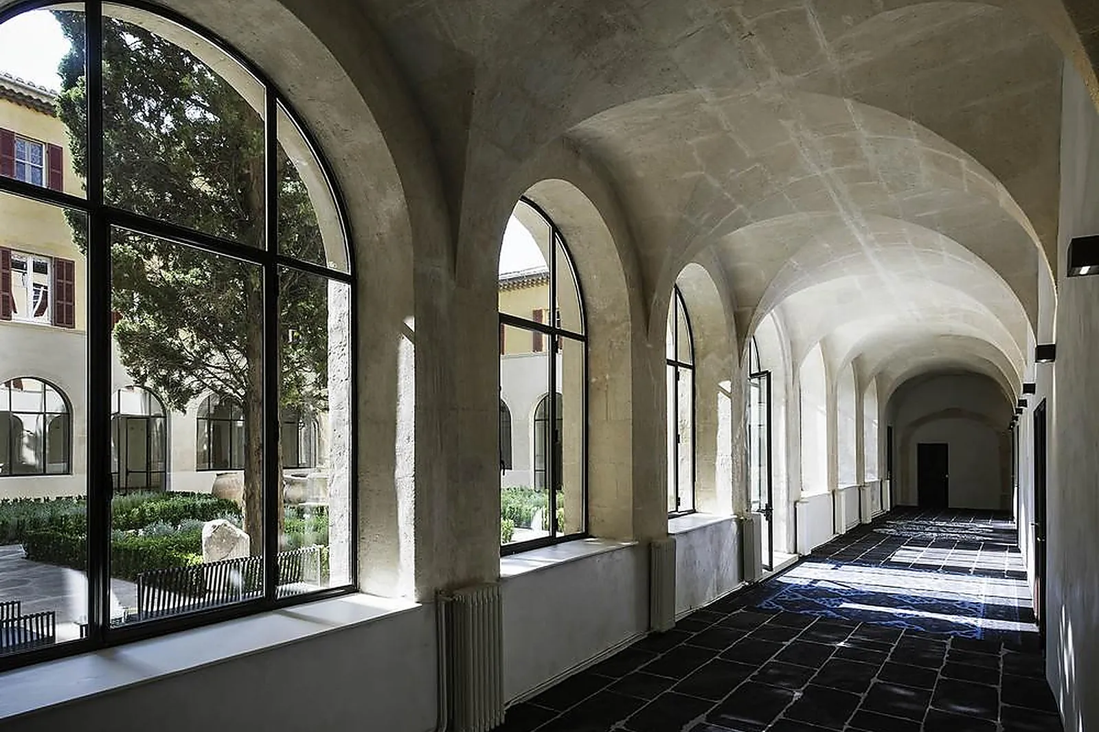 Lieux événementiels, HÔTEL JULES CESAR MGALLERY