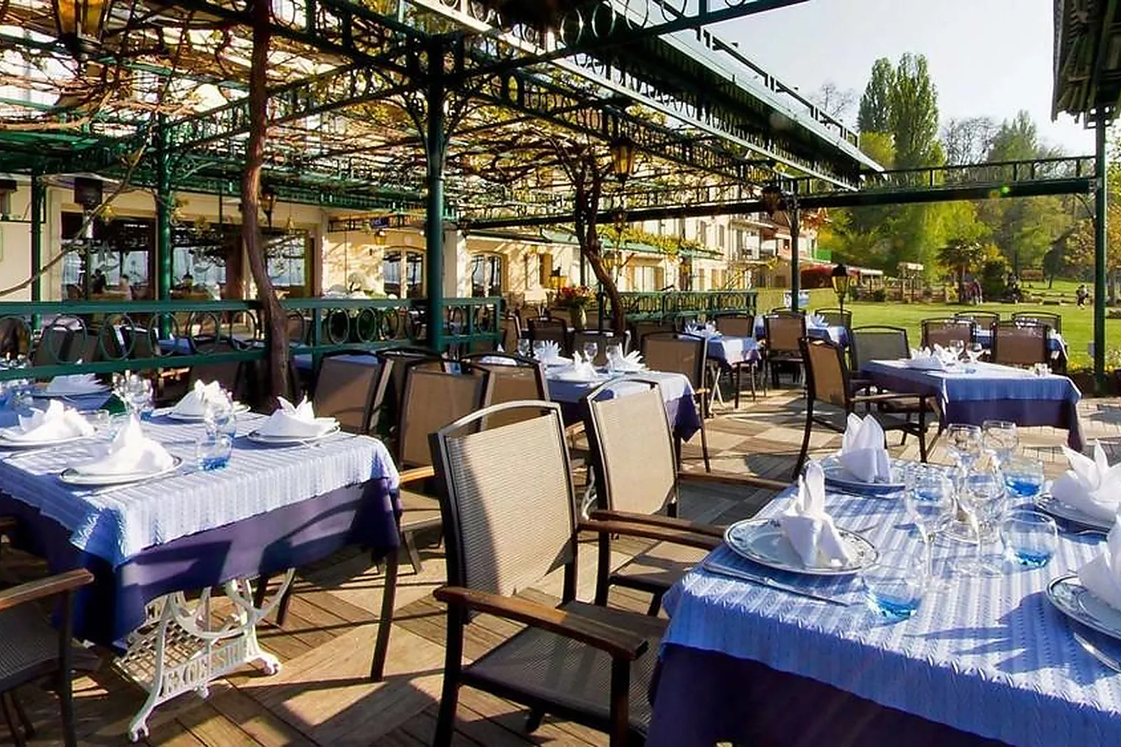 Lieux événementiels, HÔTEL JULES VERNE