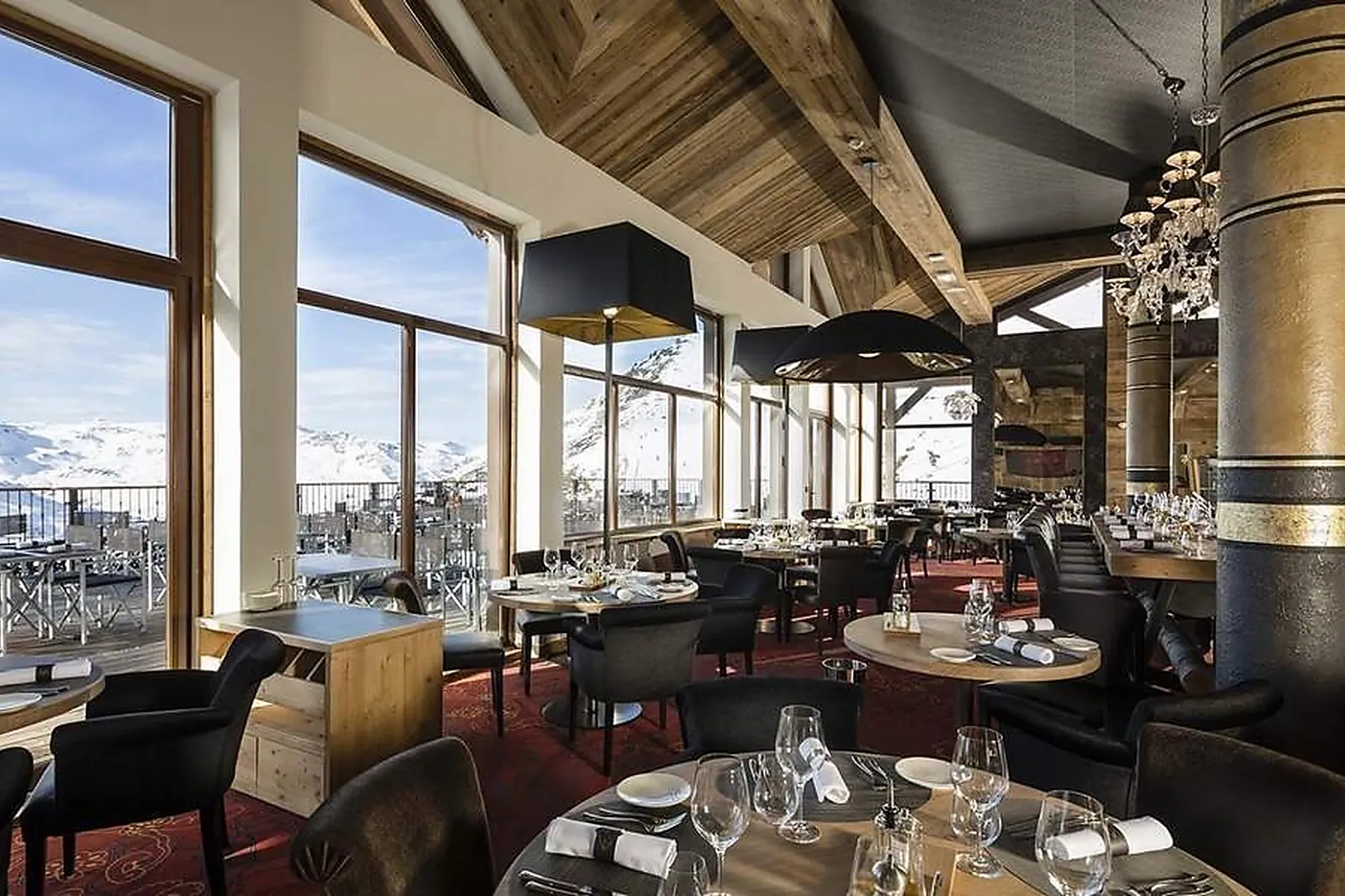 Lieux événementiels, HÔTEL KOH-I NOR