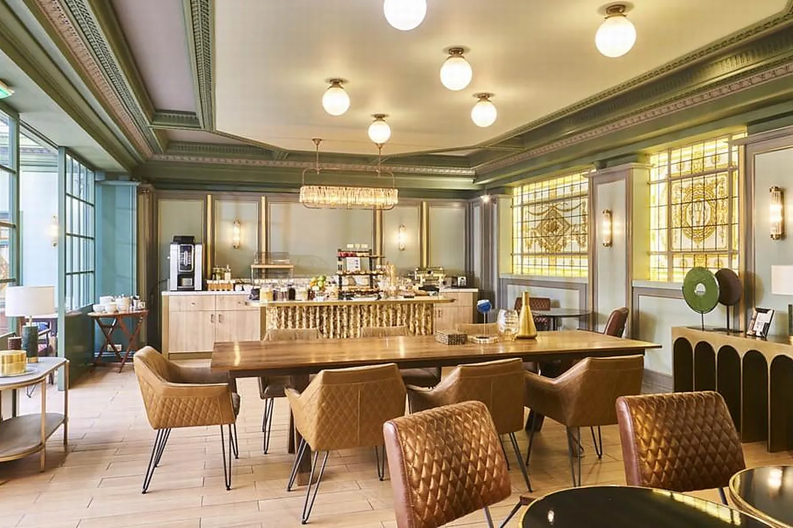 Lieux événementiels, HÔTEL KONTI