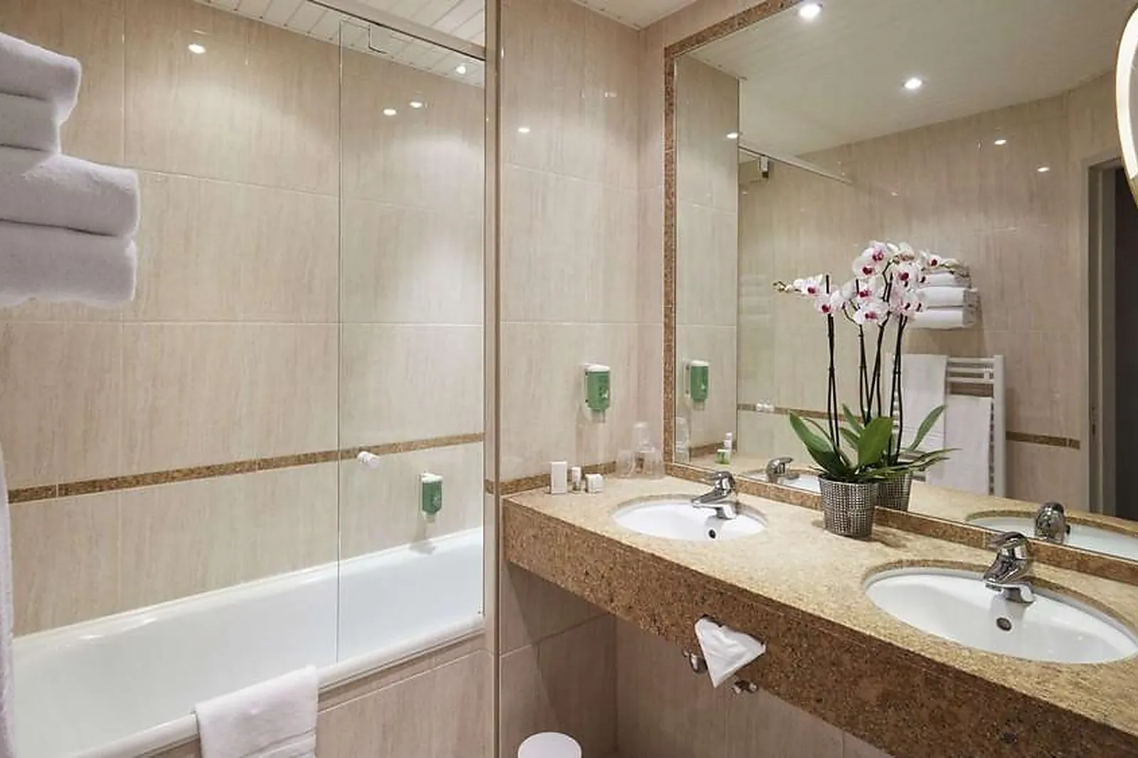 Lieux événementiels, HOTEL L'EUROPE