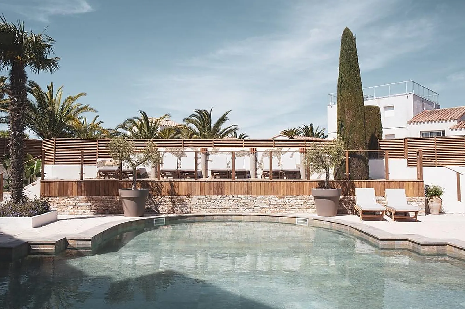 Lieux événementiels, HOTEL L'ILE DE LA LAGUNE