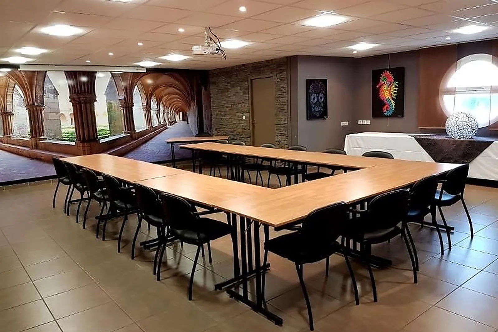 Lieux événementiels, HÔTEL LA FAUCEILLE