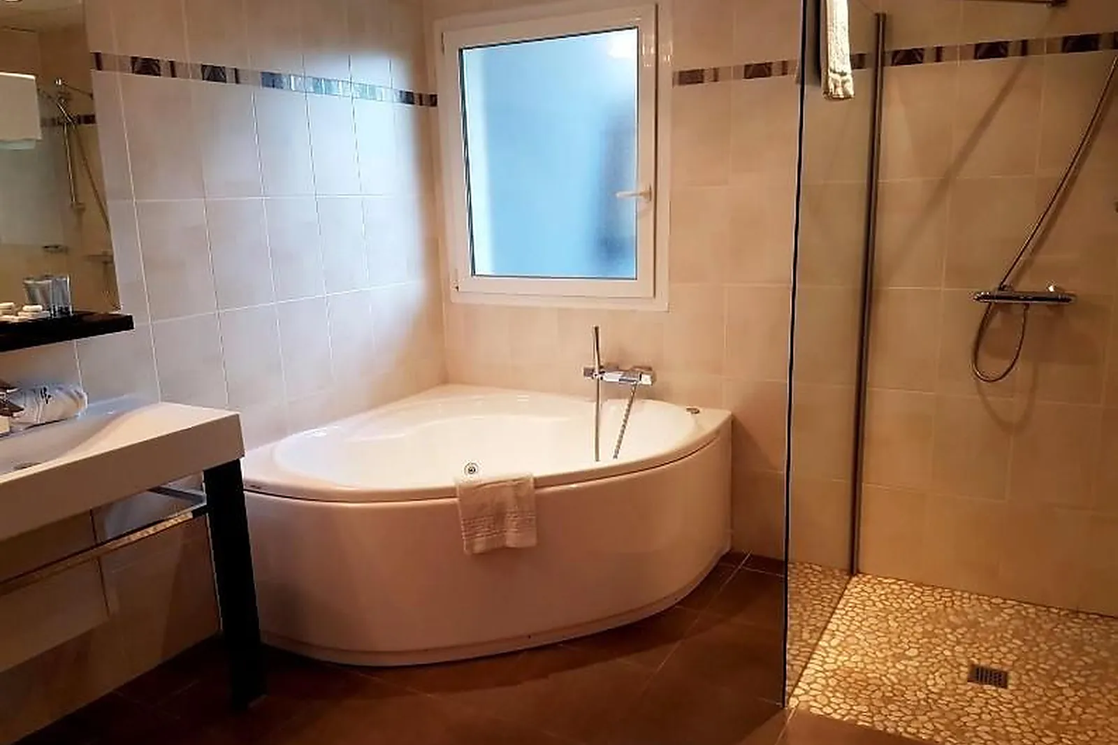 Lieux événementiels, HÔTEL LA FAUCEILLE