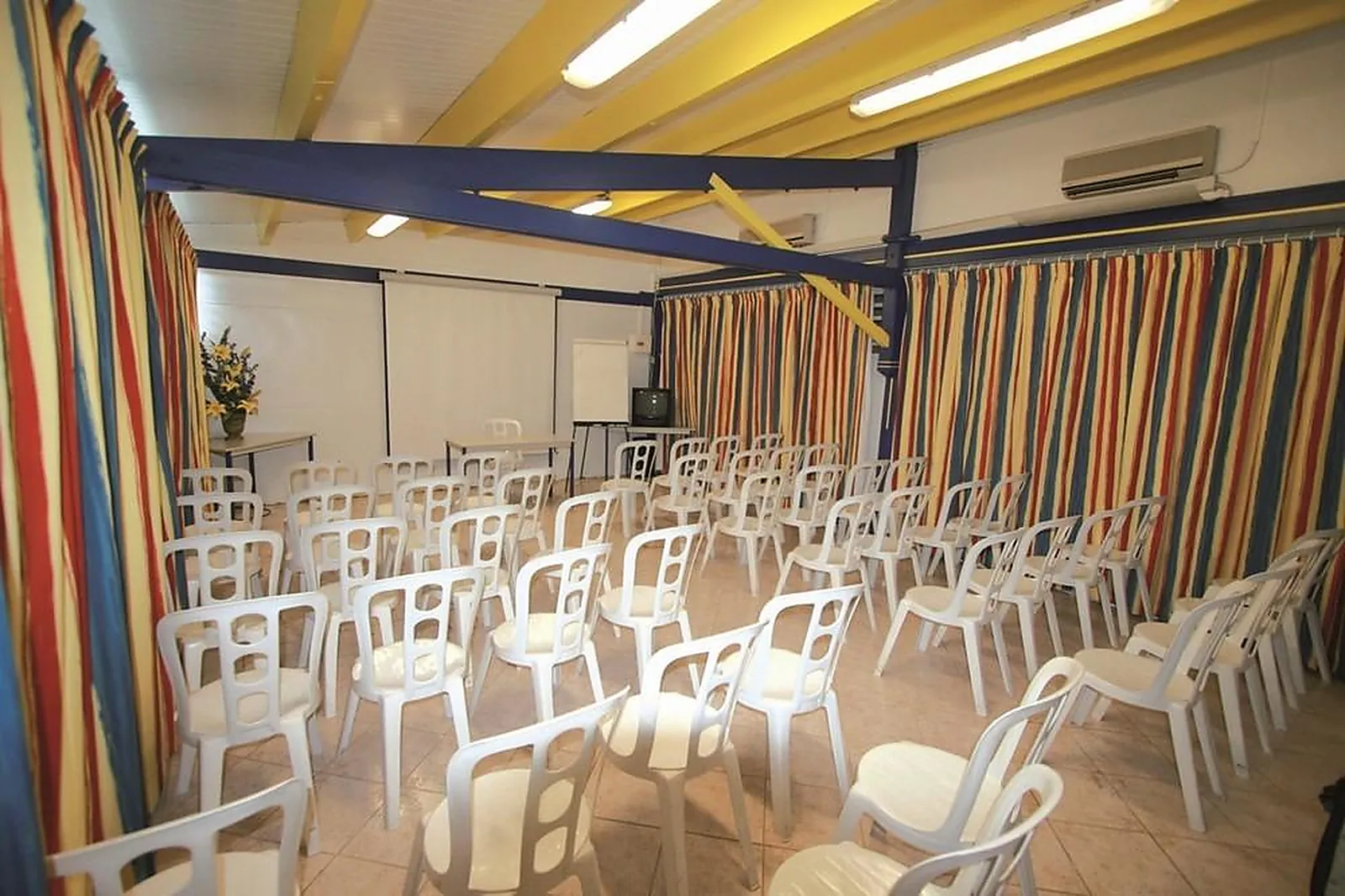 Lieux événementiels, HÔTEL LA MAISON CRÉOLE