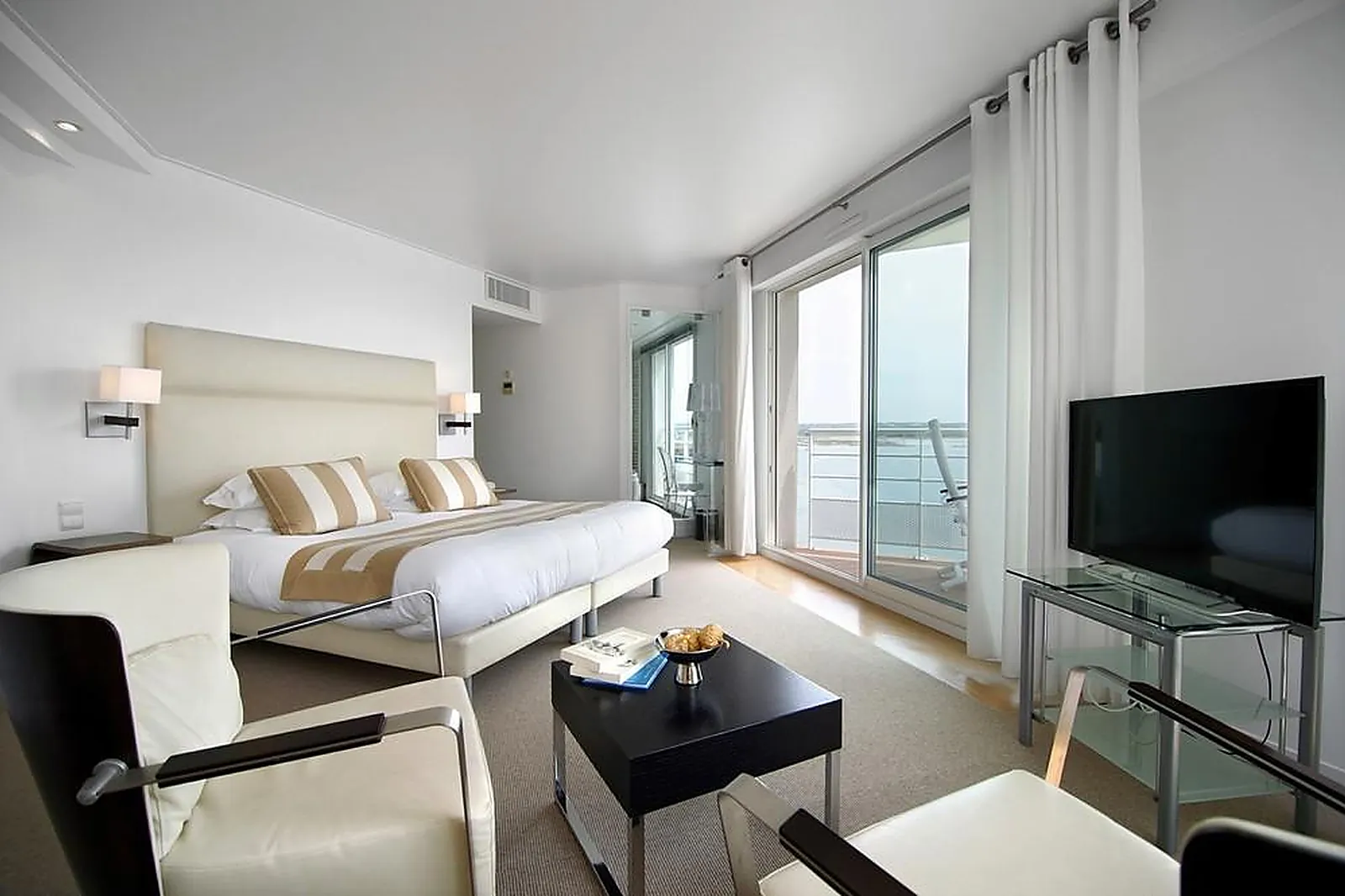 Lieux événementiels, HÔTEL LA MARINE