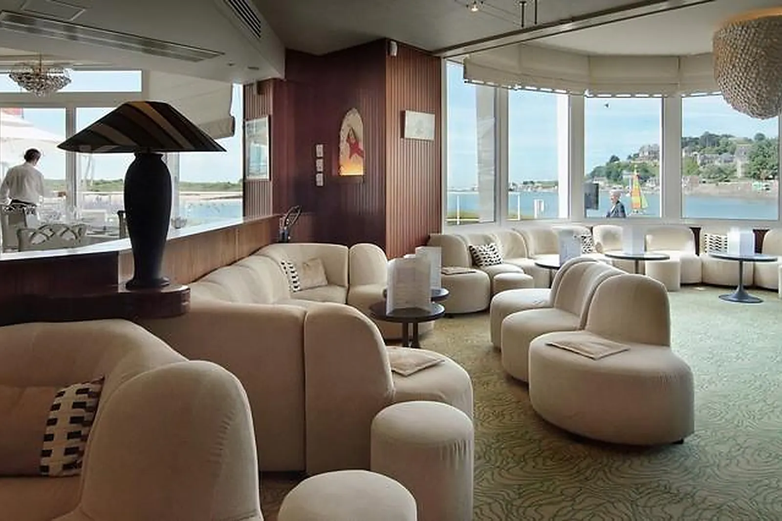 Lieux événementiels, HÔTEL LA MARINE