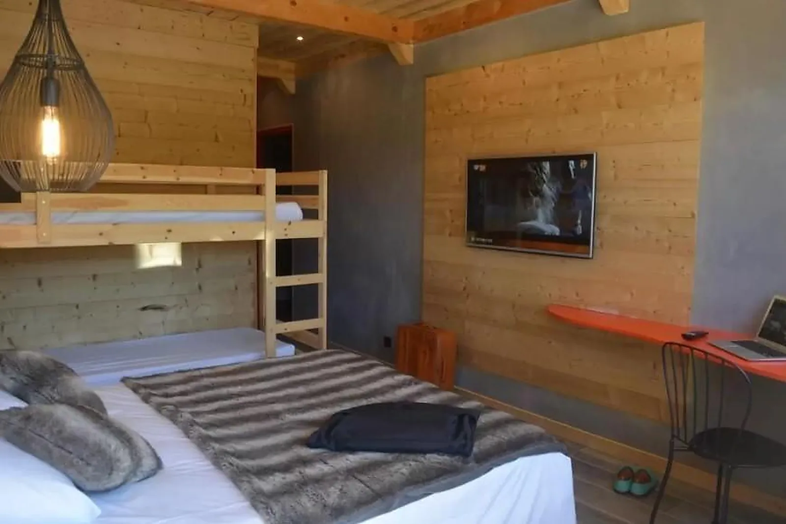 Lieux événementiels, HÔTEL LA PERELLE