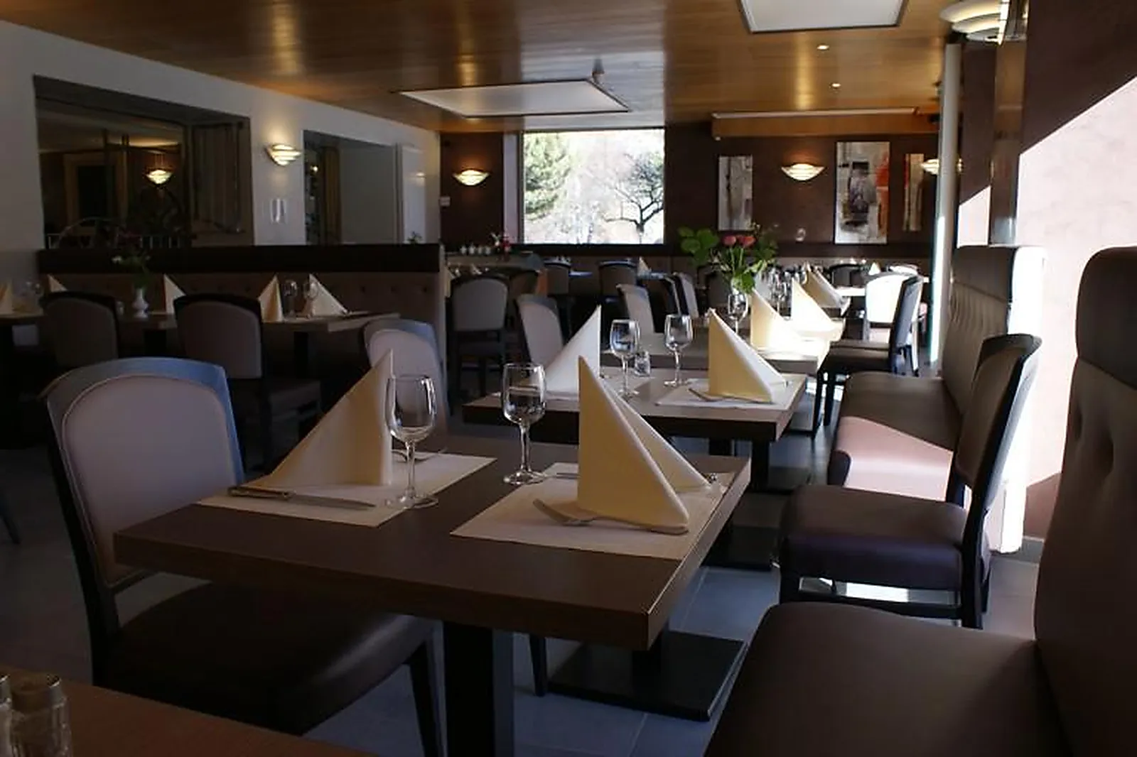 Lieux événementiels, HÔTEL LACOUR