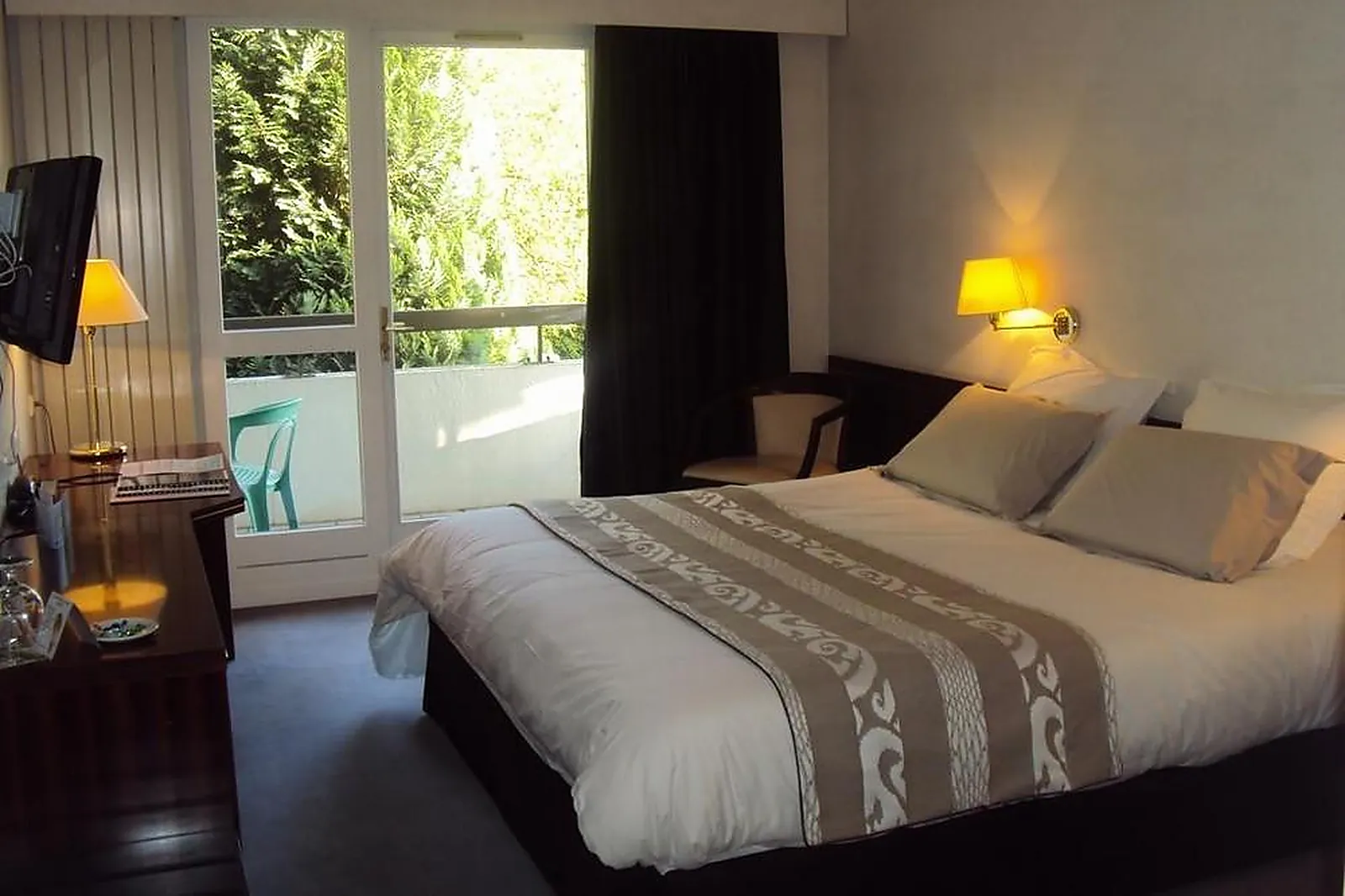 Lieux événementiels, HÔTEL LE 4C