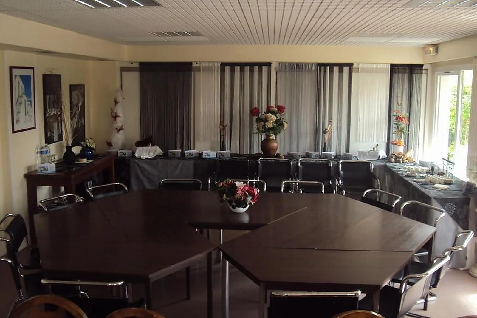 Lieux événementiels, HÔTEL LE 4C