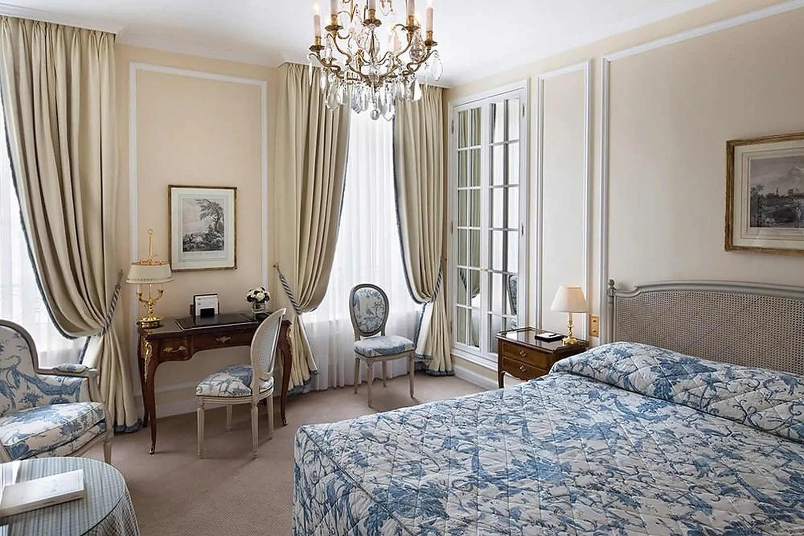 Lieux événementiels, HOTEL LE BRISTOL