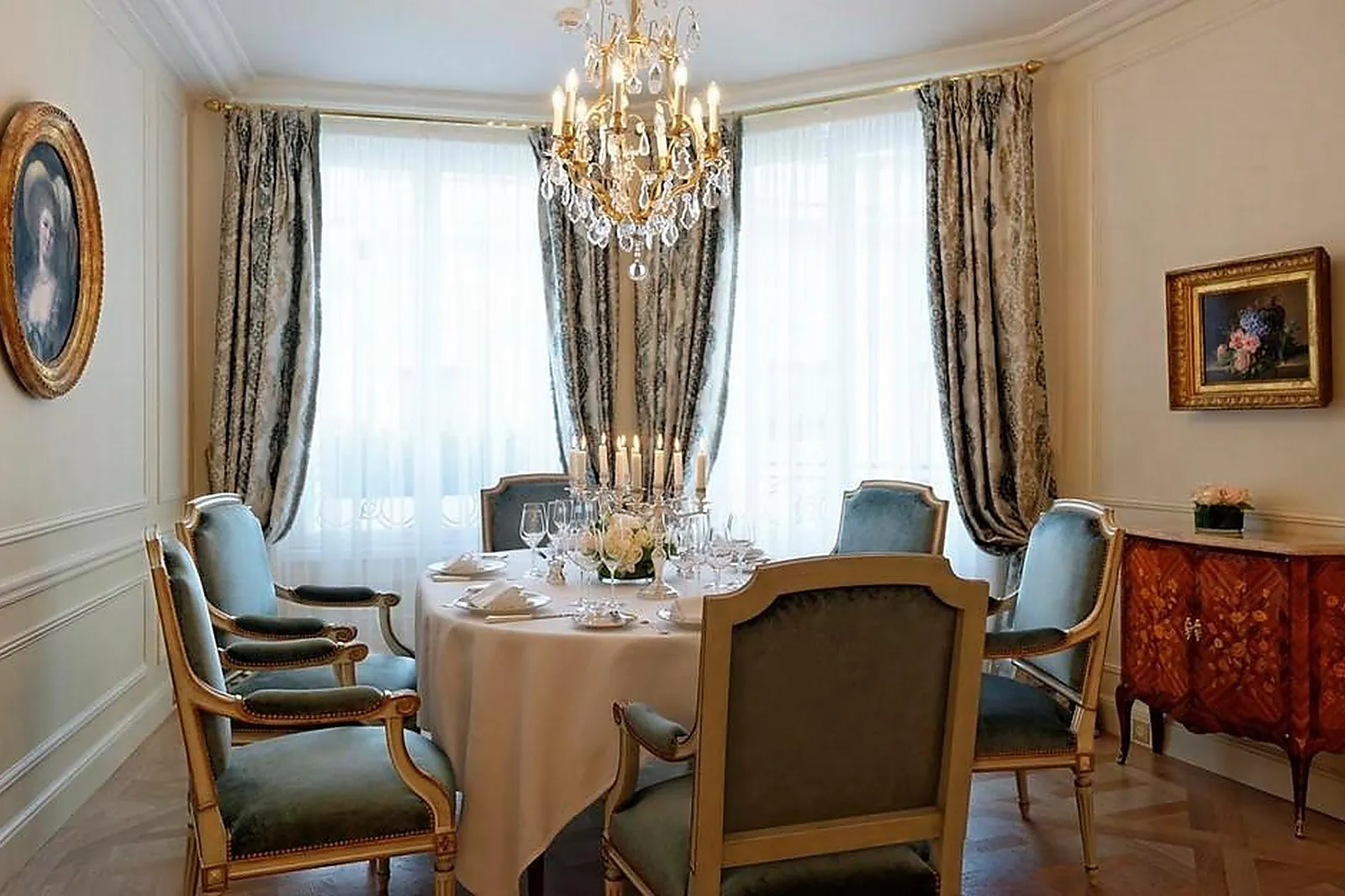 Lieux événementiels, HOTEL LE BRISTOL