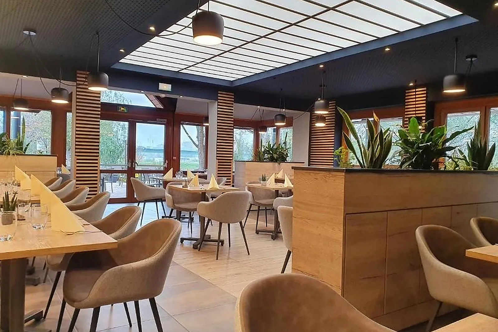 Lieux événementiels, HÔTEL LE CABALLIN