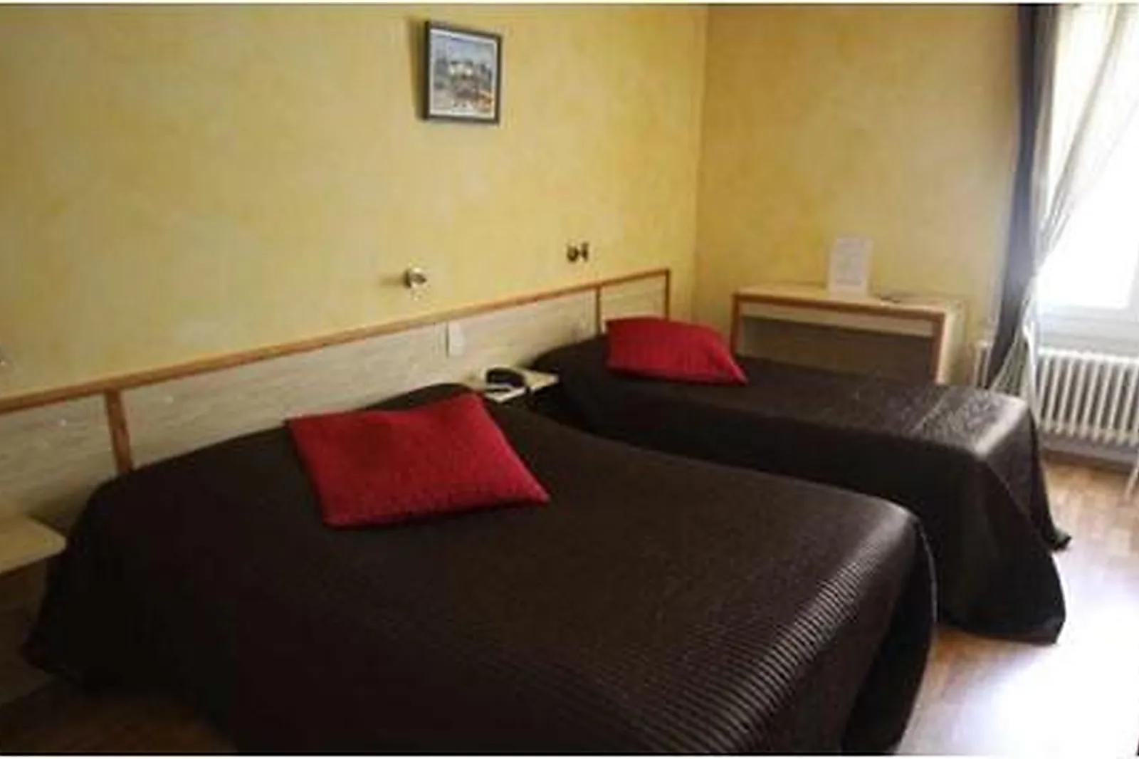 Lieux événementiels, HOTEL LE CHEVAL BLANC