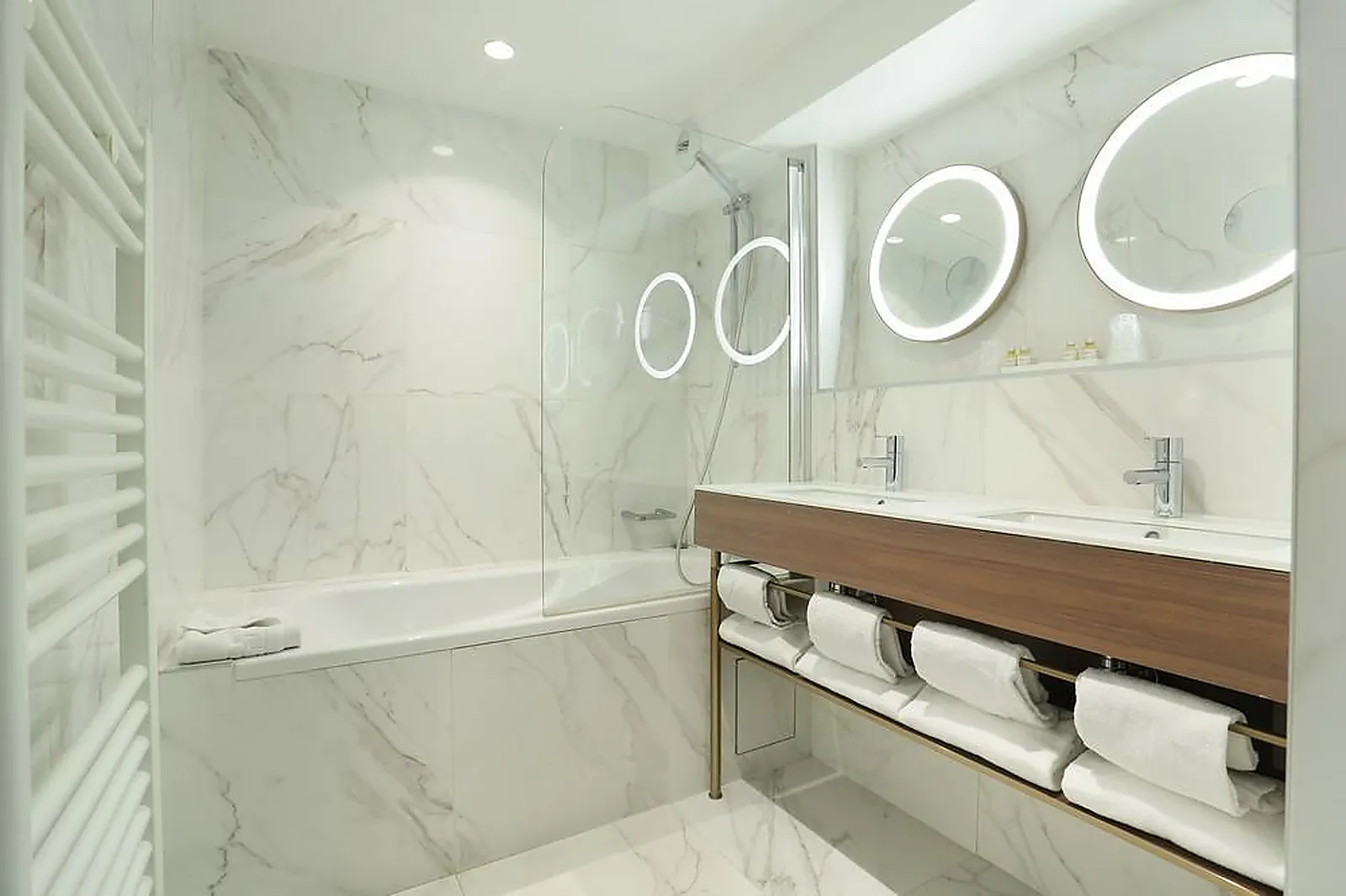 Lieux événementiels, HÔTEL LE CHEVAL BLANC PARIS MARNE LA VALLÉE