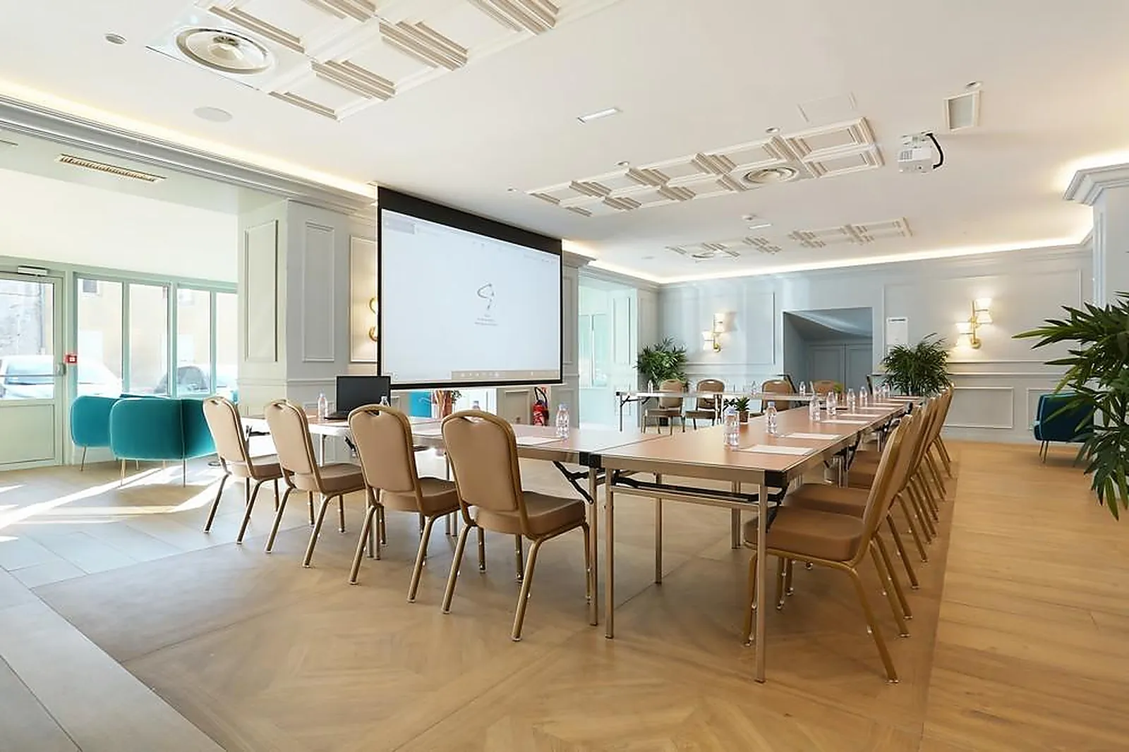 Lieux événementiels, HÔTEL LE CHEVAL BLANC PARIS MARNE LA VALLÉE