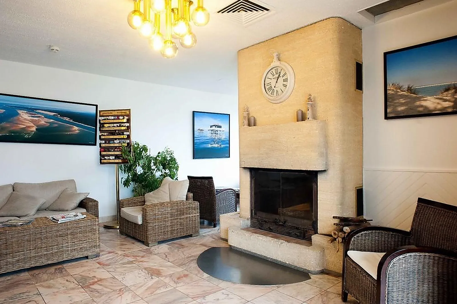 Lieux événementiels, HÔTEL LE DAUPHIN