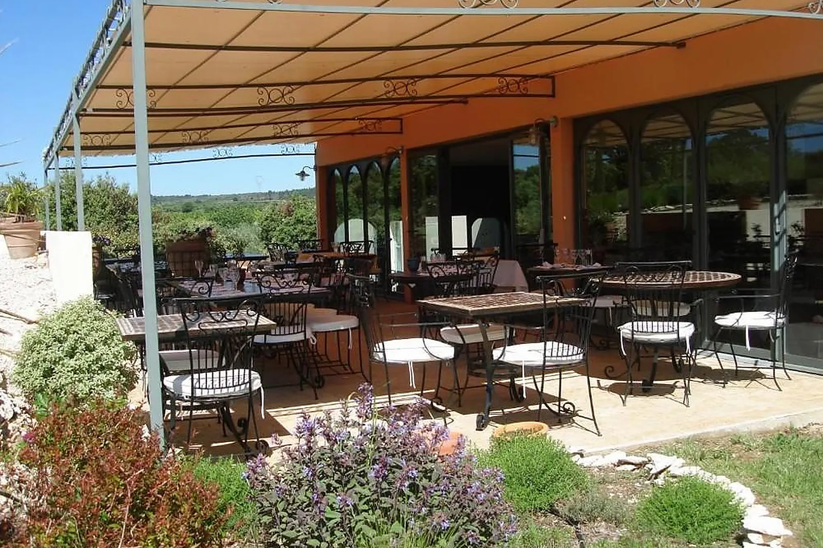 Lieux événementiels, HÔTEL LE GARDON