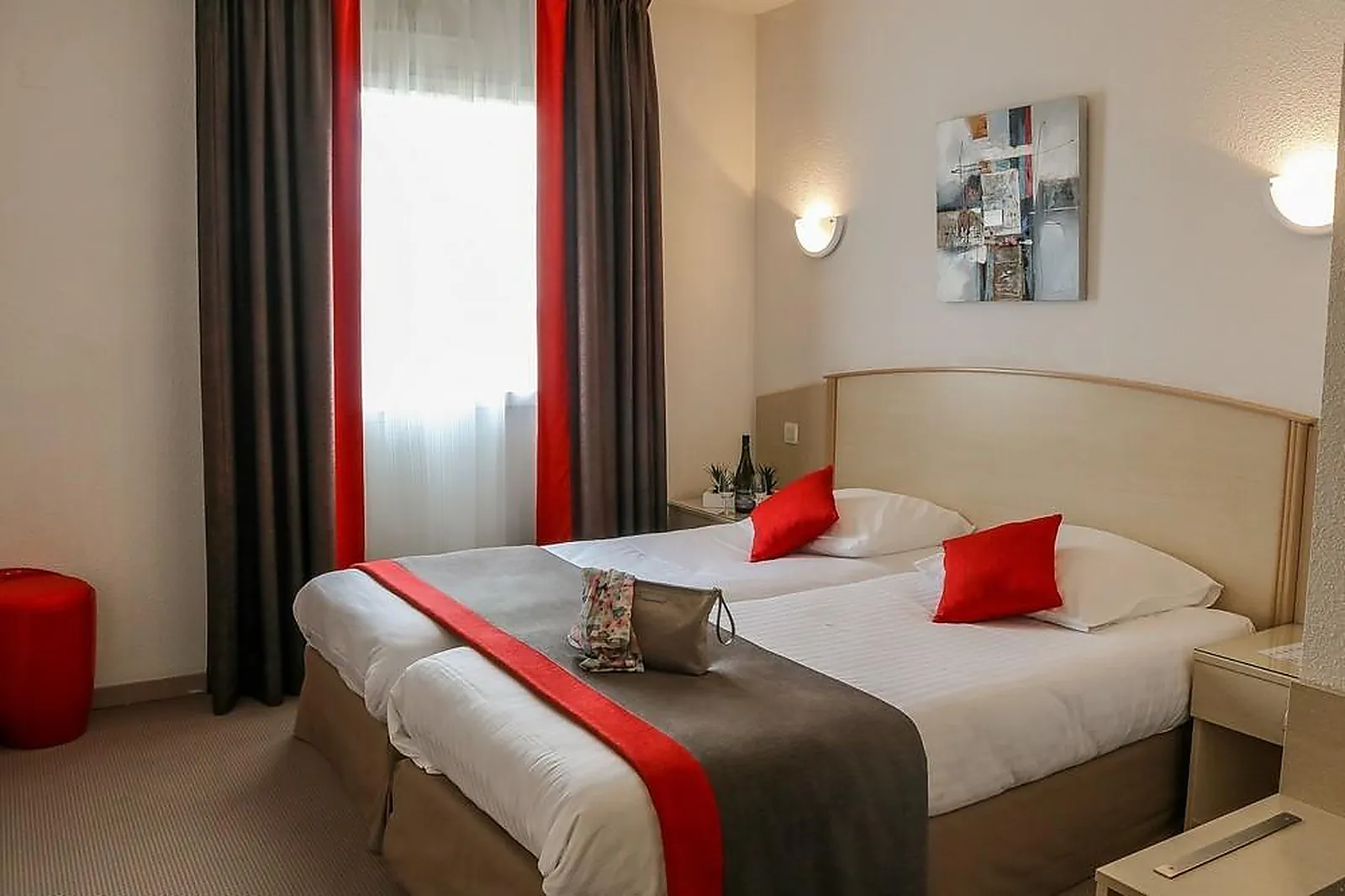 Lieux événementiels, HÔTEL LE KOLIBRI