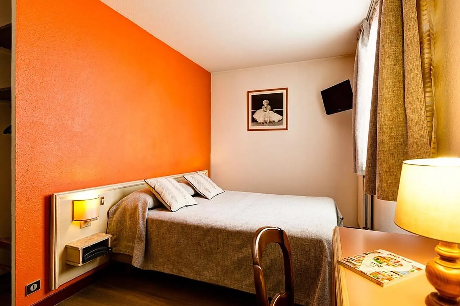 Lieux événementiels, HÔTEL LE LUMIÈRE