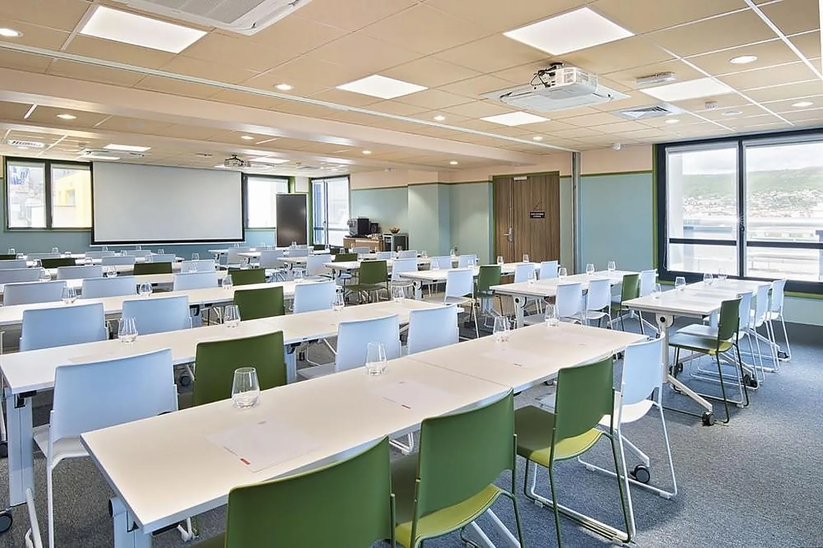 Lieux événementiels, HÔTEL LE MAGNETIC