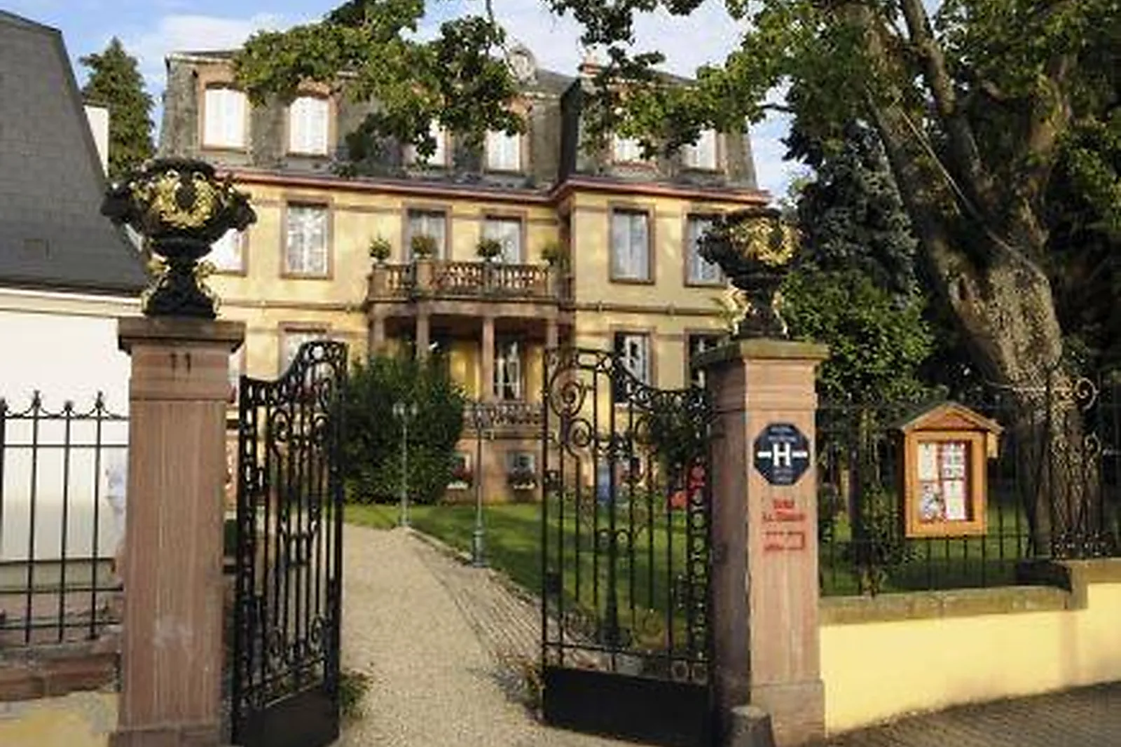 Lieux événementiels, HÔTEL LE MANOIR