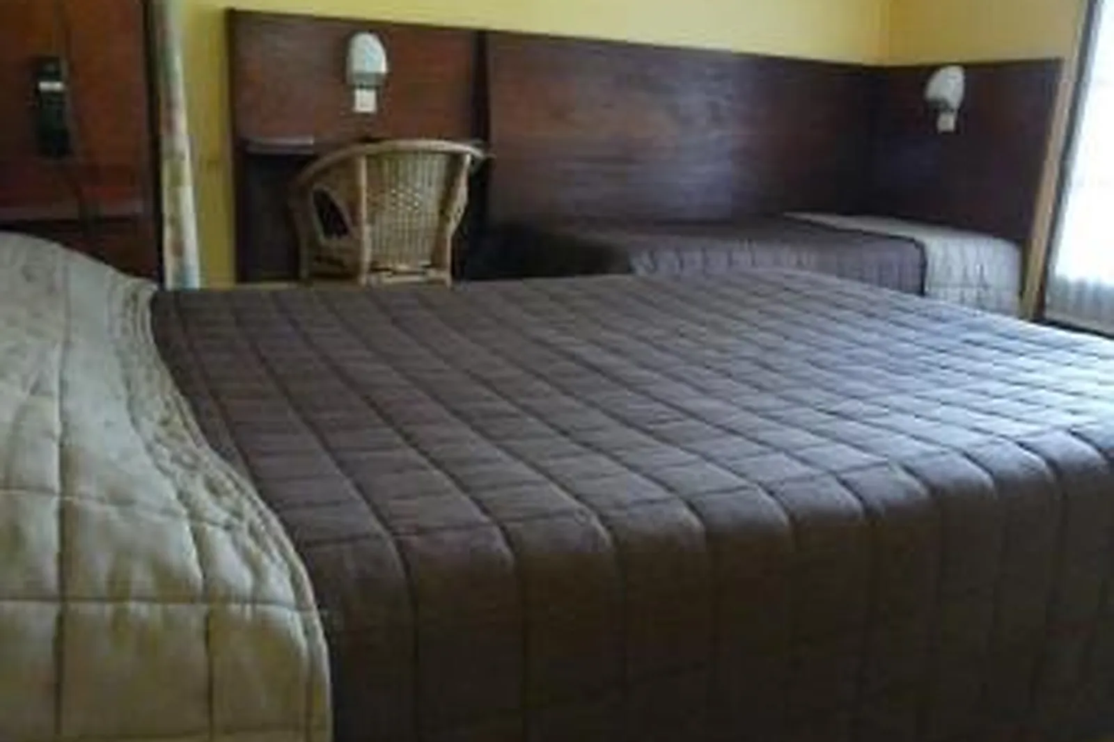 Lieux événementiels, HÔTEL LE MANS PAPEA