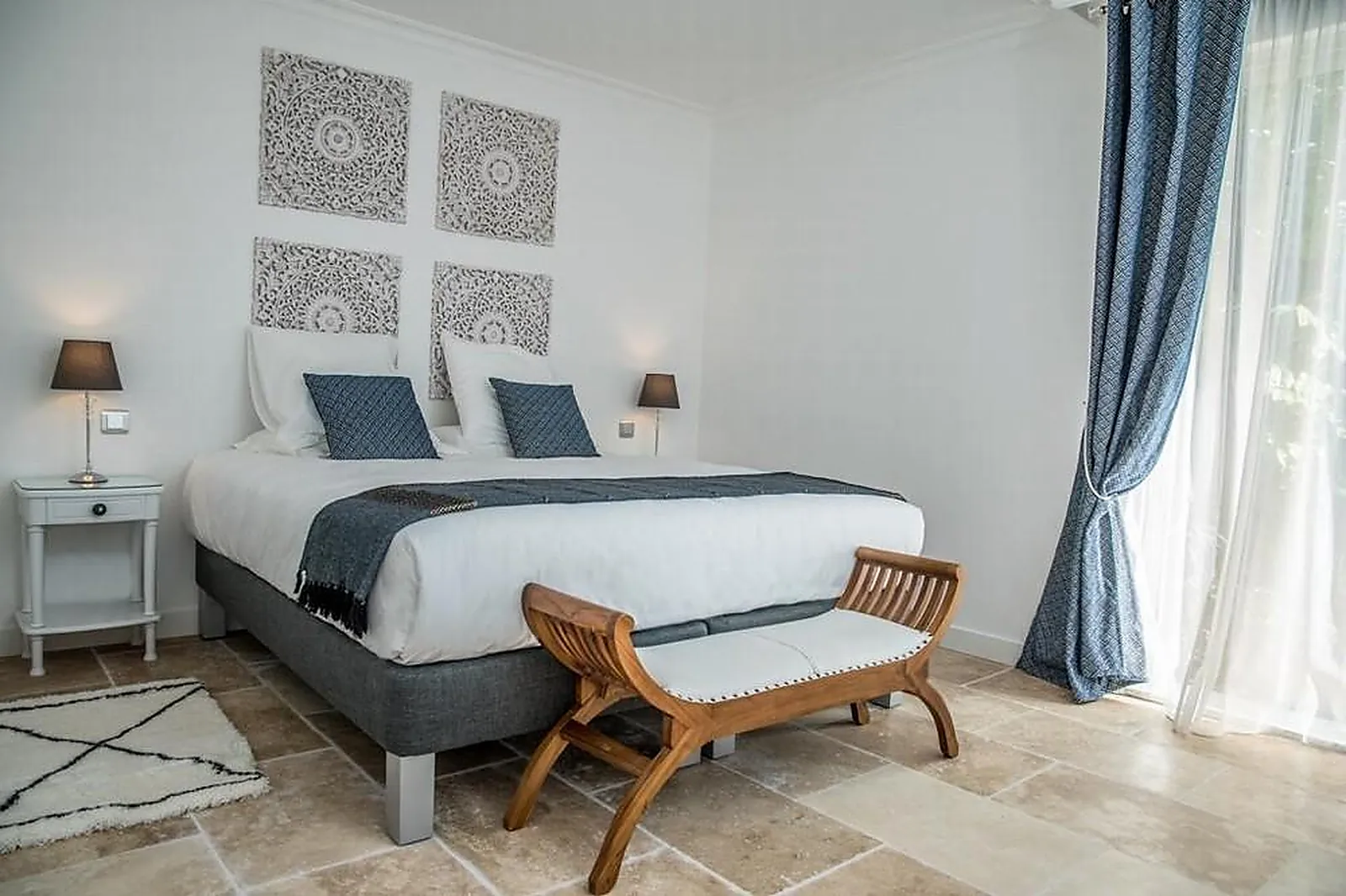 Lieux événementiels, HÔTEL LE MAS ANGELUSSI