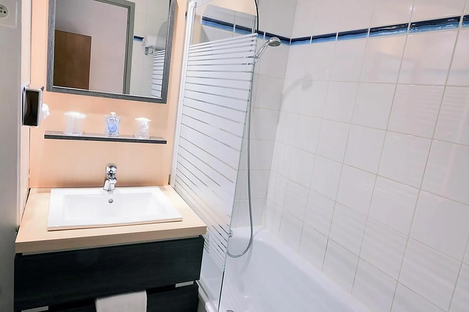 Lieux événementiels, HOTEL LE NERON