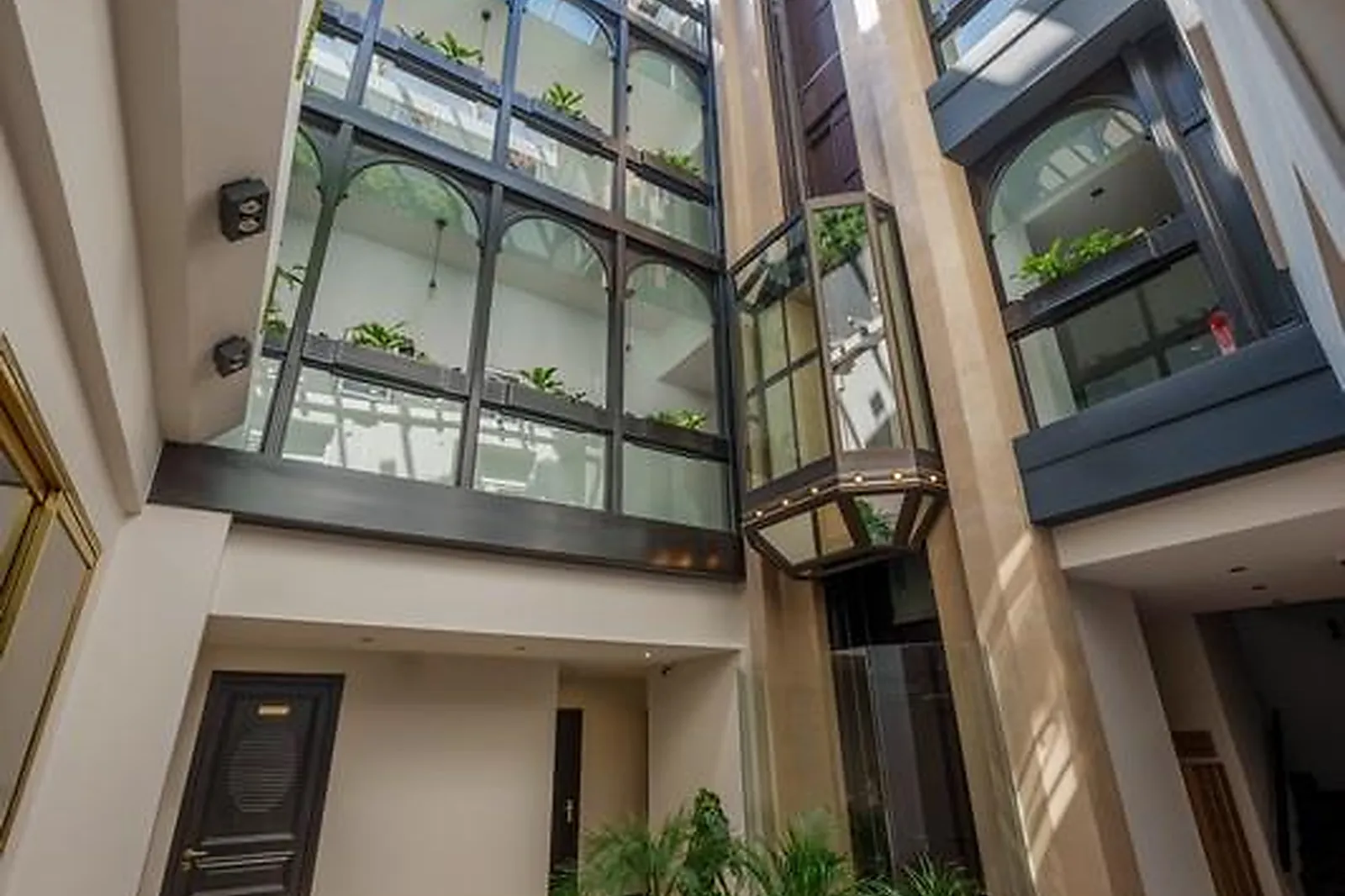 Lieux événementiels, HÔTEL LE PICARDY