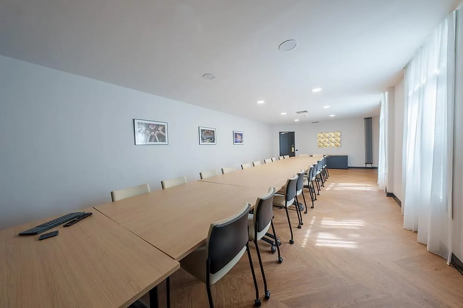 Lieux événementiels, HÔTEL LE PICARDY