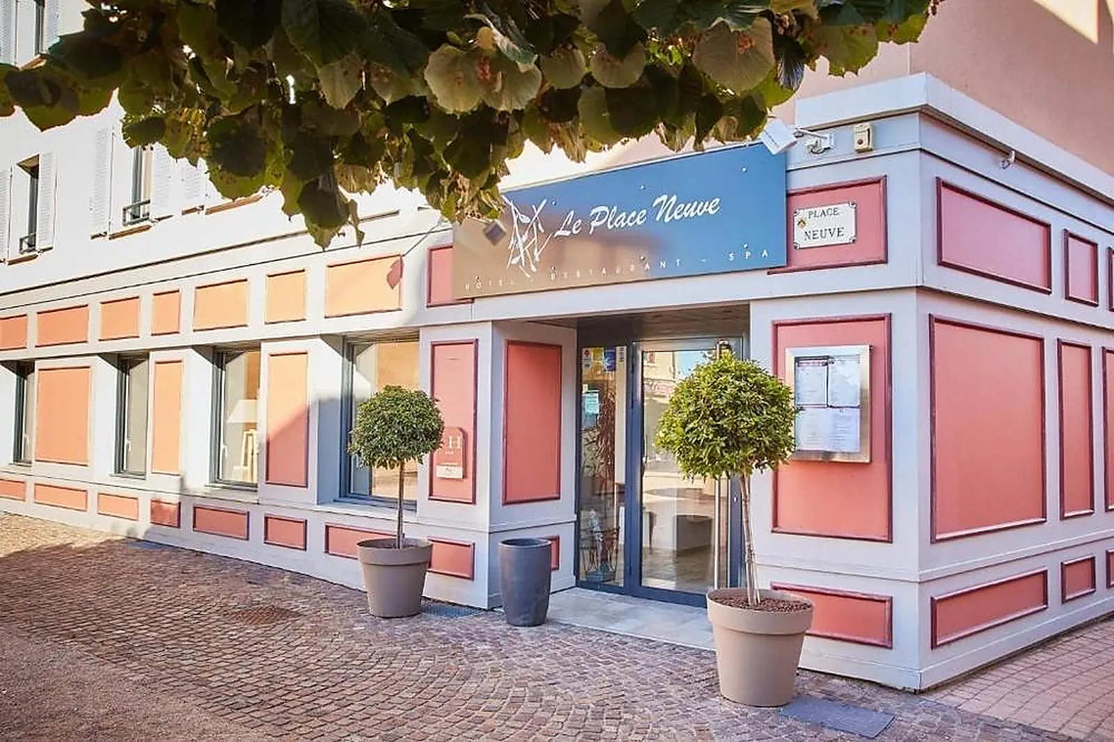 Lieux événementiels, HOTEL LE PLACE NEUVE