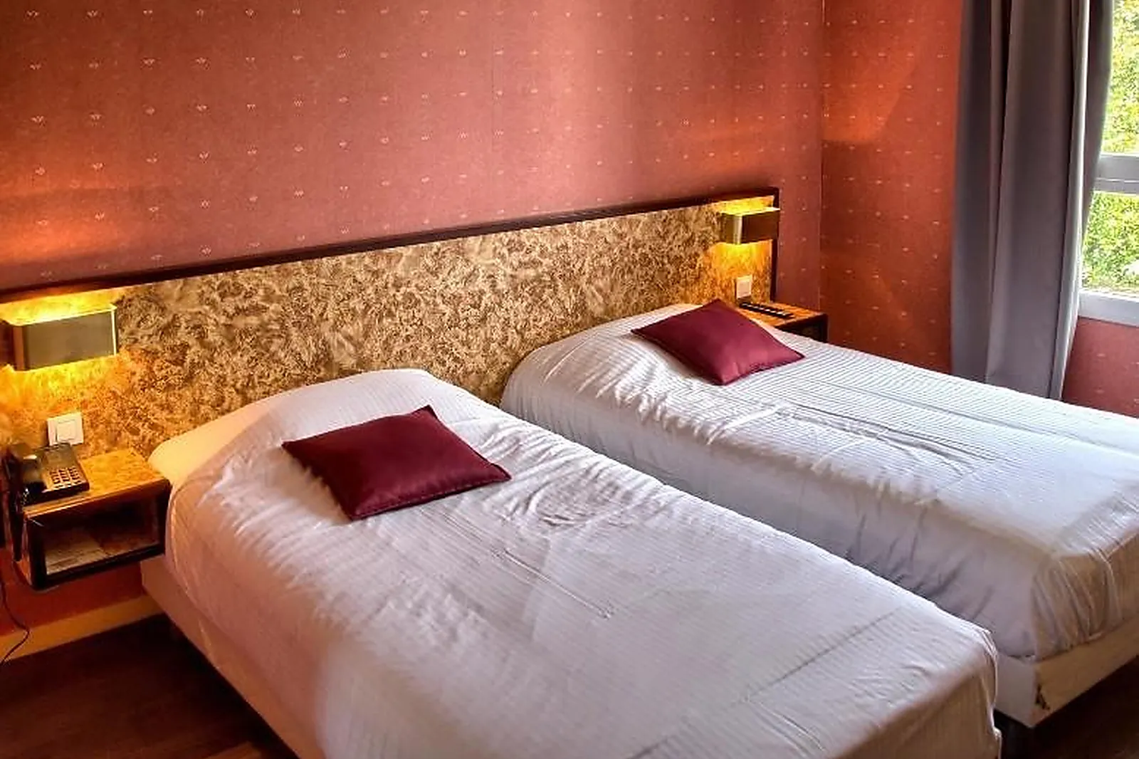 Lieux événementiels, HÔTEL LE PONT BERNET