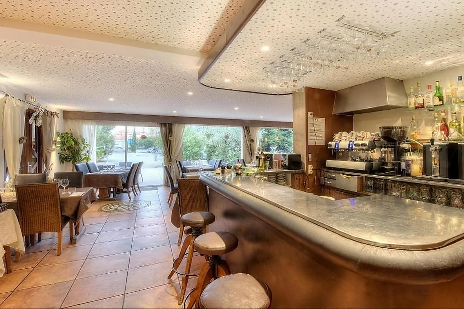 Lieux événementiels, HÔTEL LE PRINTEMPS