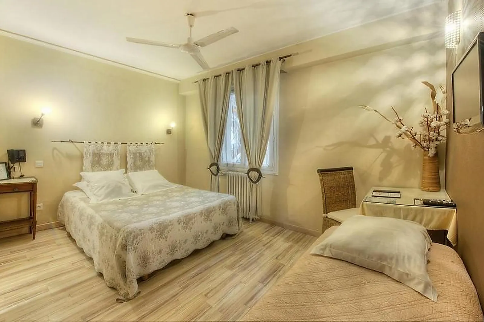 Lieux événementiels, HÔTEL LE PRINTEMPS