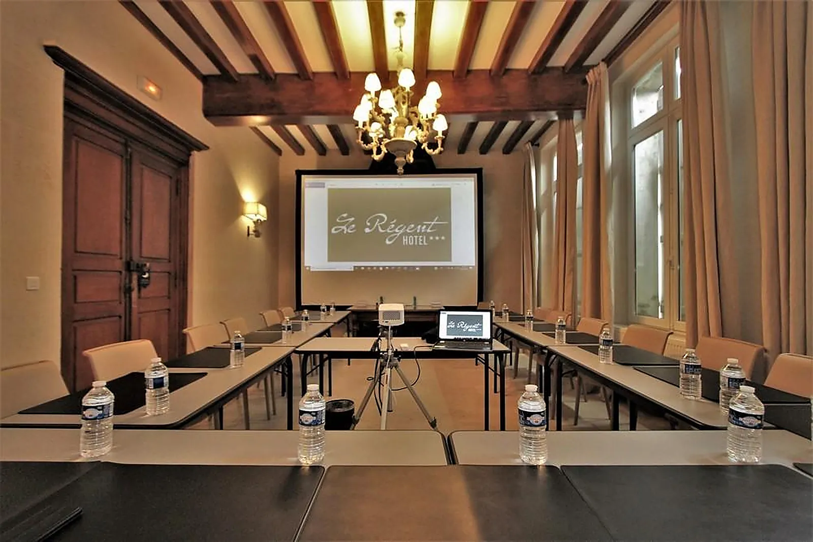 Lieux événementiels, HÔTEL LE RÉGENT