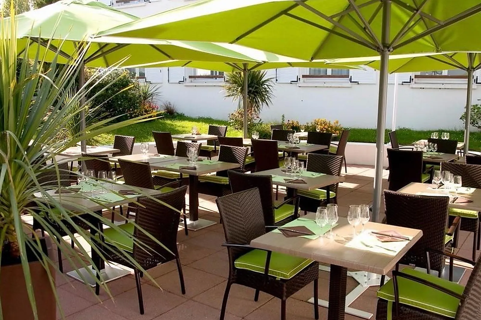 Lieux événementiels, HÔTEL LE ROBINSON