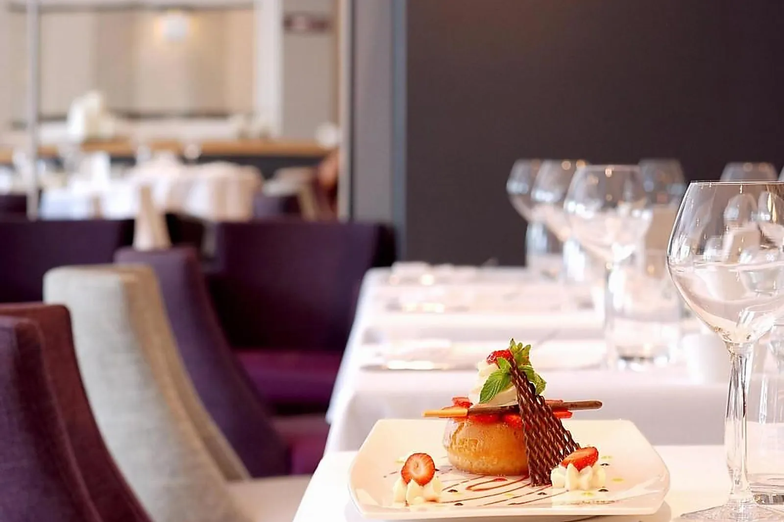 Lieux événementiels, HÔTEL LE ROBINSON