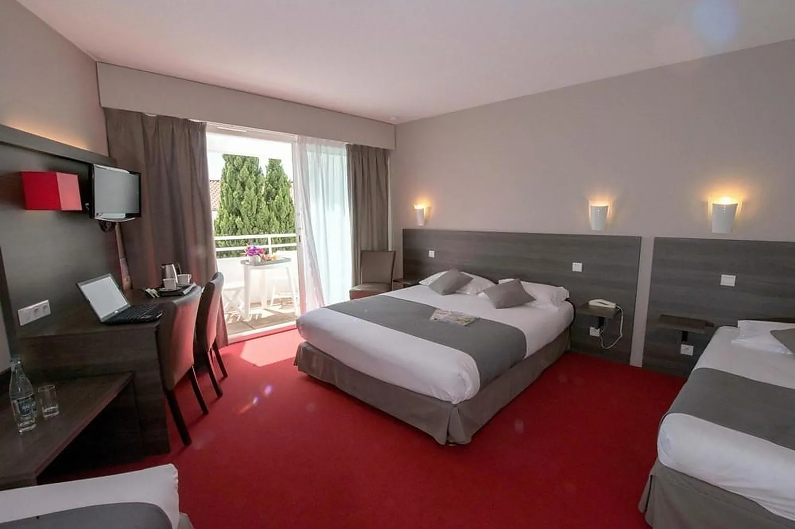 Lieux événementiels, HÔTEL LE ROBINSON